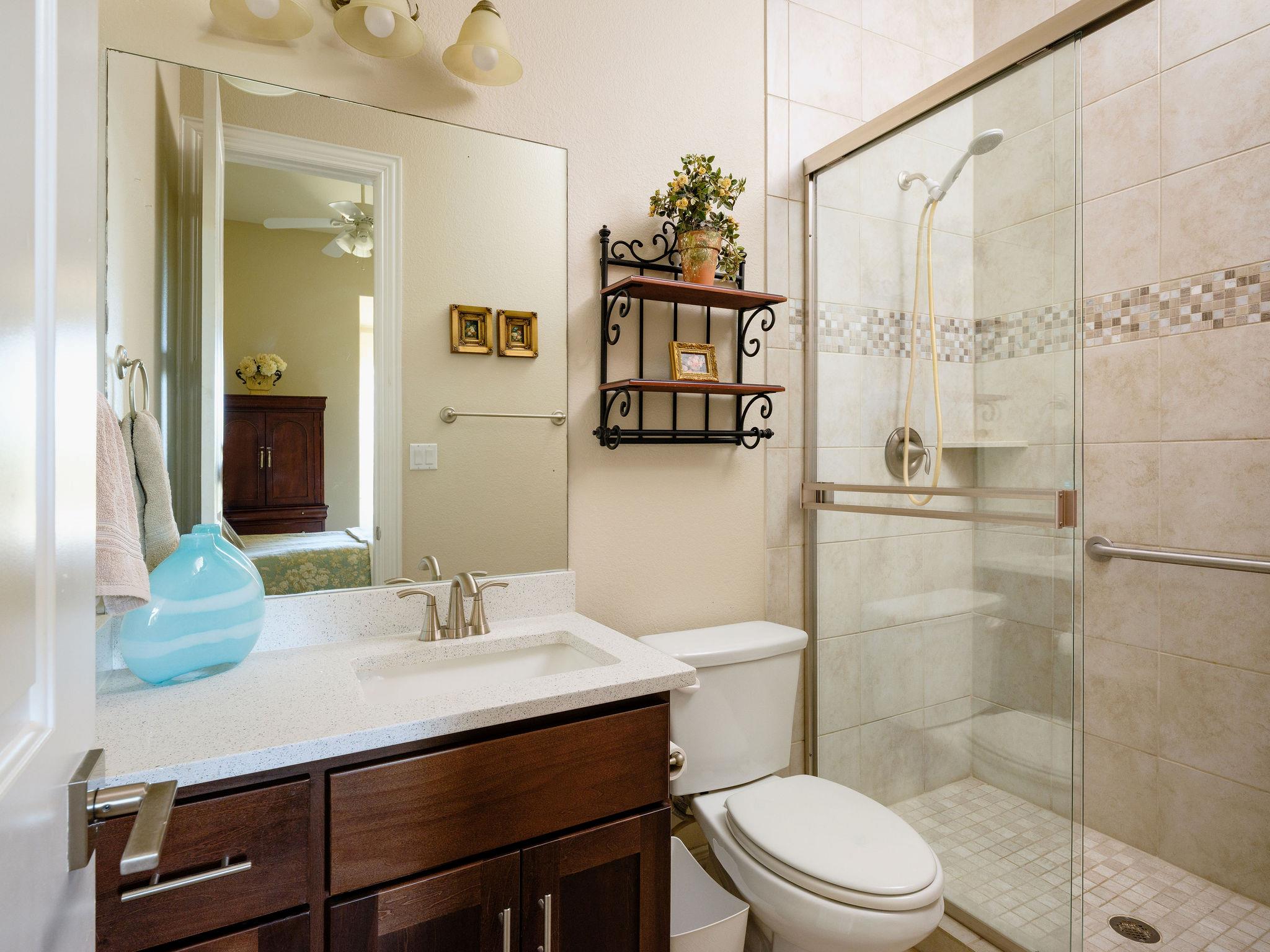 2721 Vista Heights DR