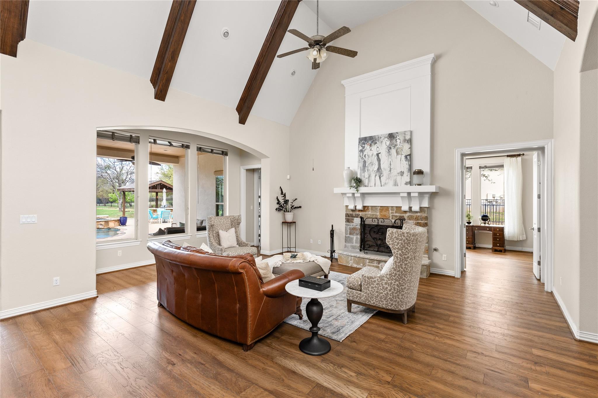 2721 Vista Heights DR