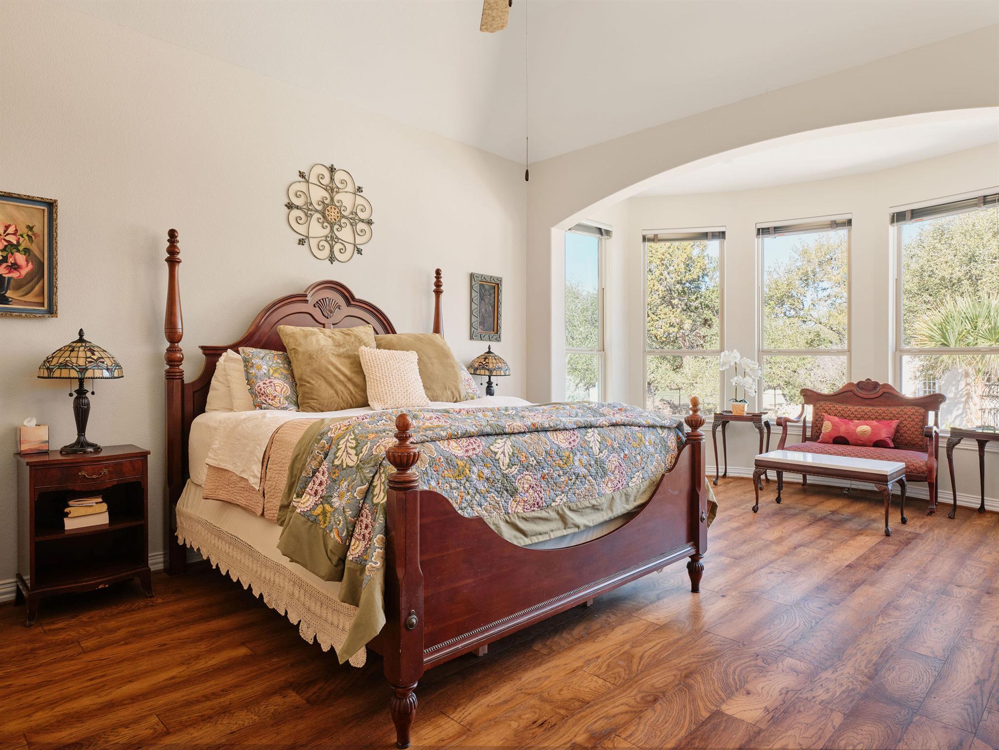 2721 Vista Heights DR