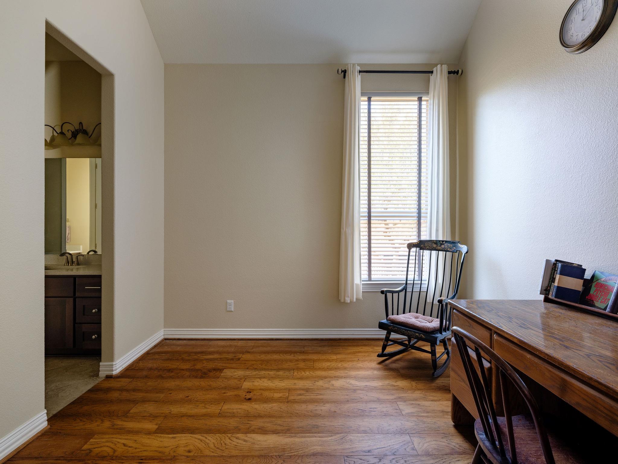 2721 Vista Heights DR