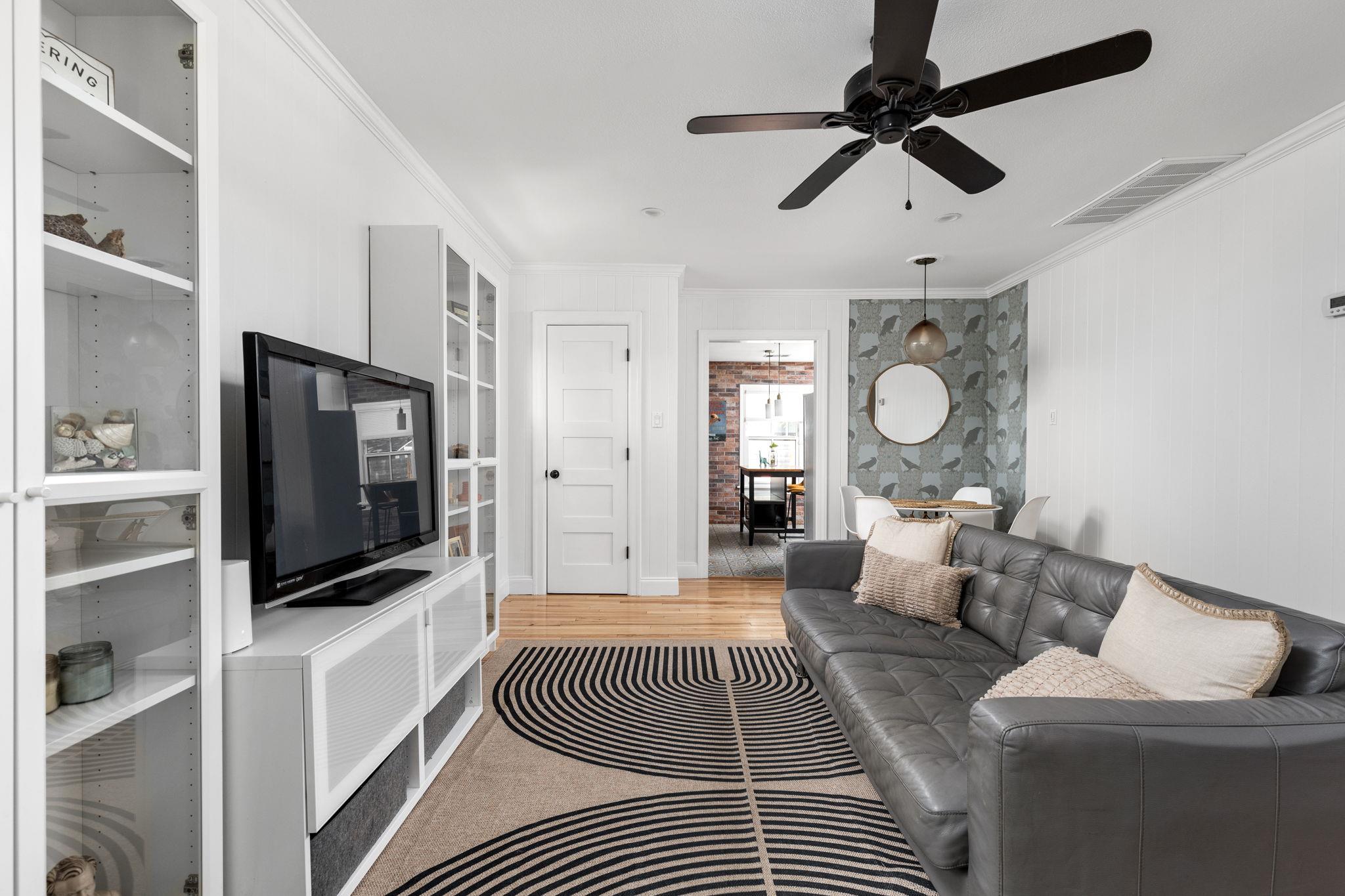 1239 Eleanor ST # 2 Unit: 1 & 2