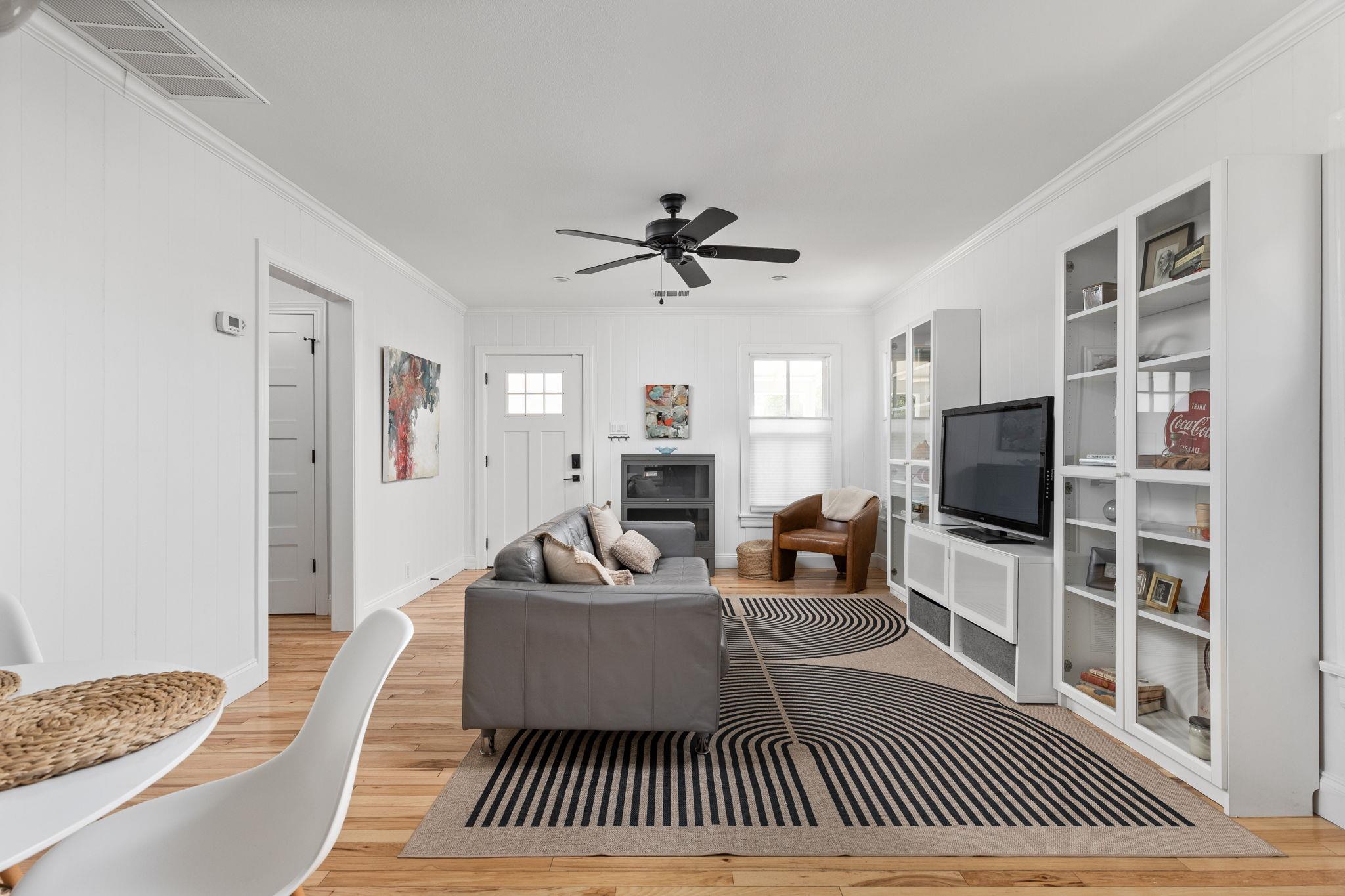 1239 Eleanor ST # 2 Unit: 1 & 2