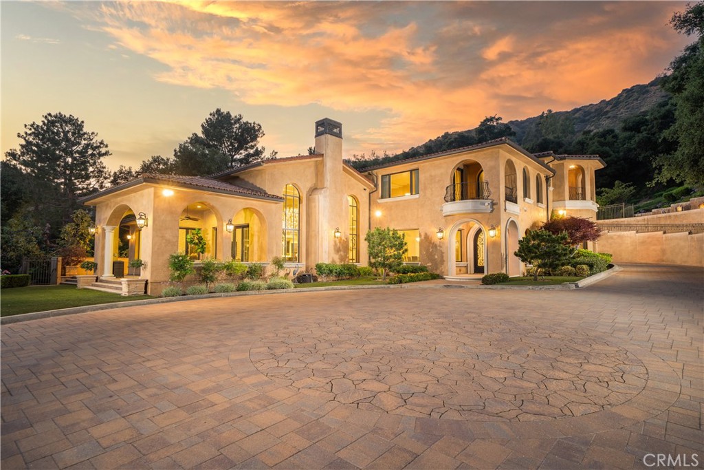 1051 Oak Canyon Lane