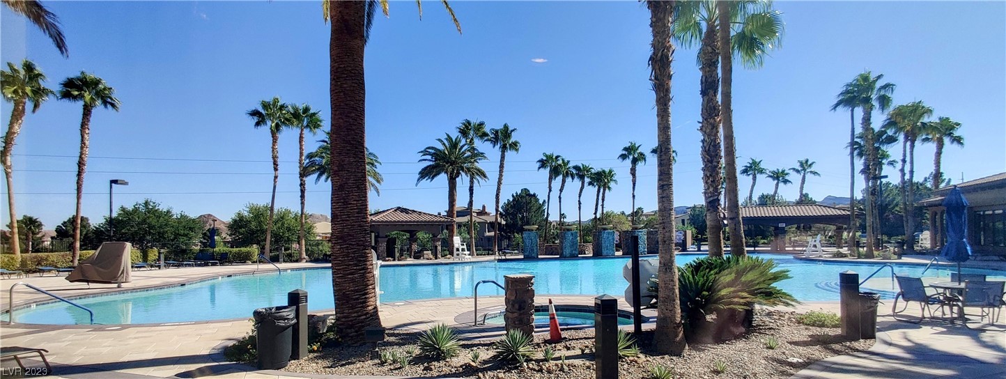 1033 Viale Placenza Place