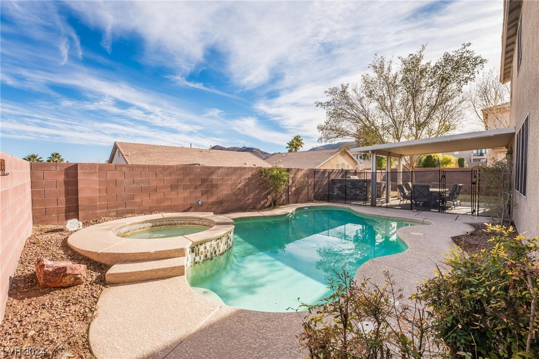 56 Hidden Mesa Court