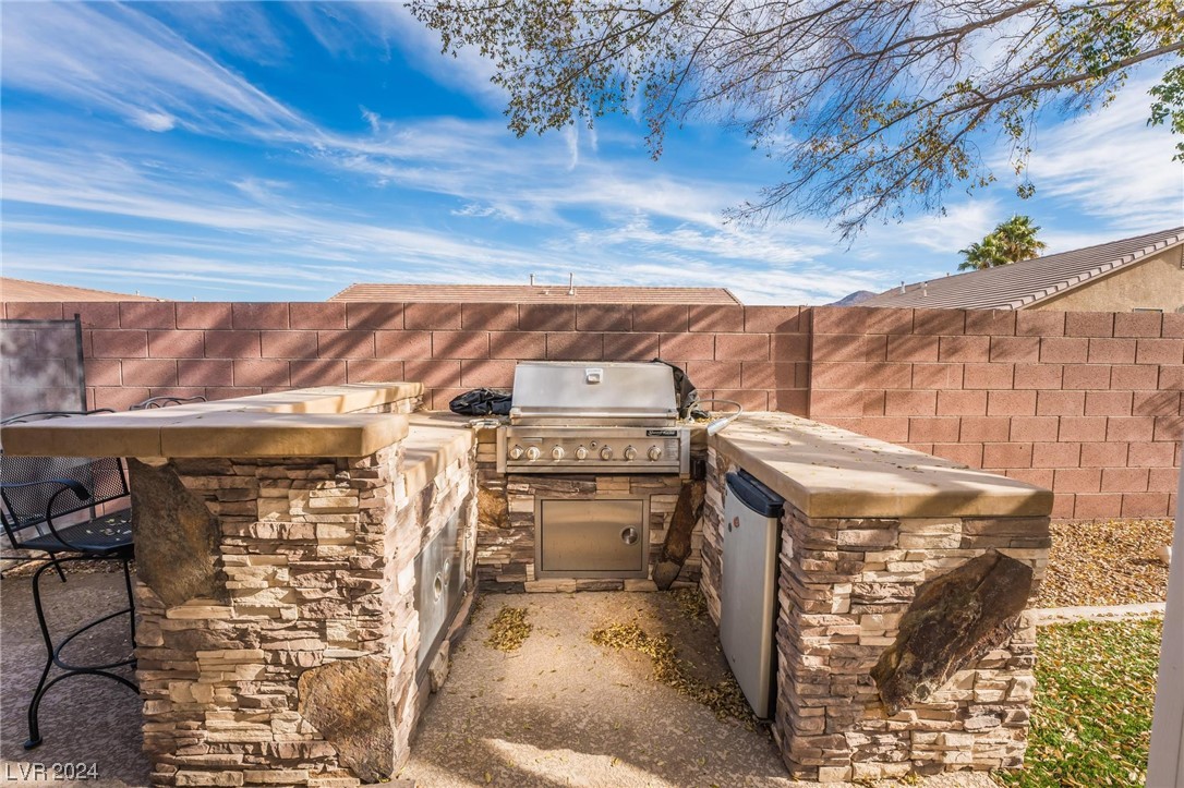 56 Hidden Mesa Court