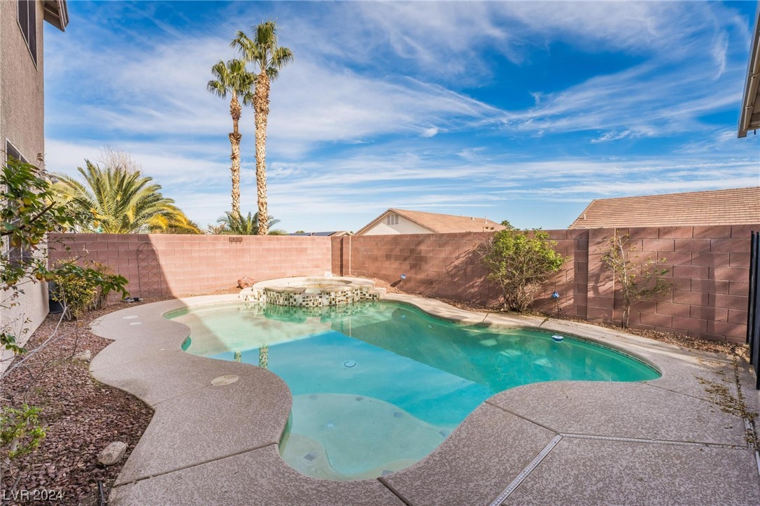 56 Hidden Mesa Court