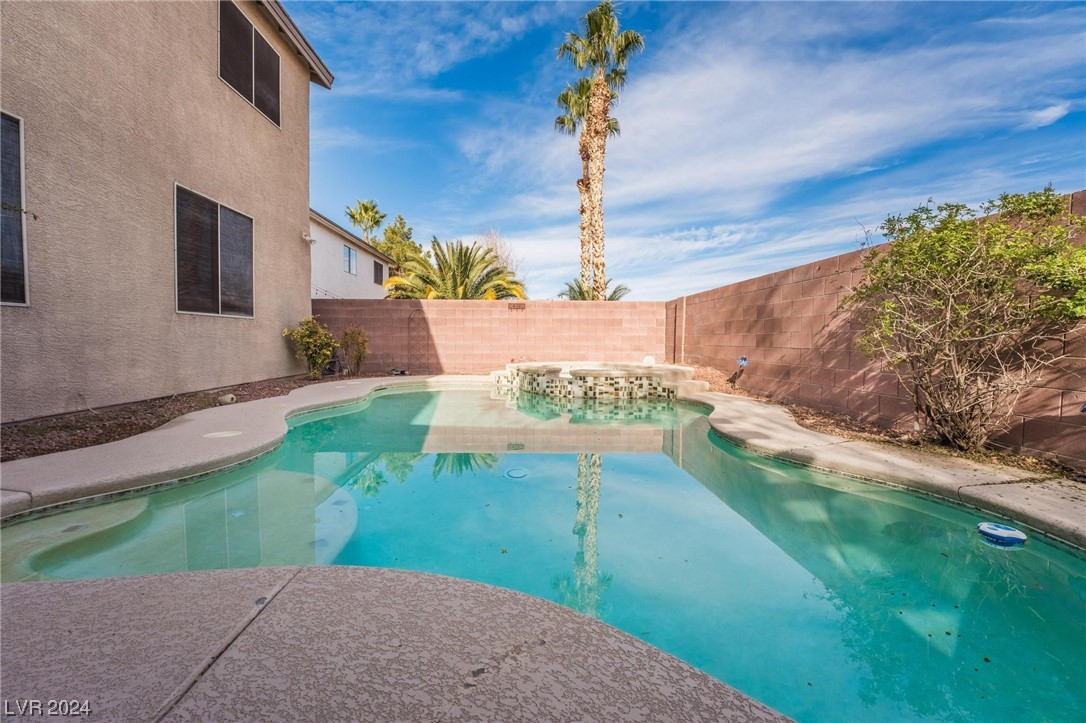 56 Hidden Mesa Court