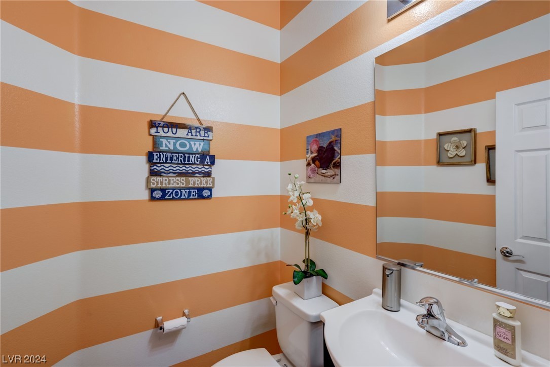 1112 Jesse Harbor Avenue