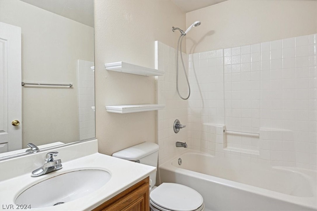 11135 Verismo Street