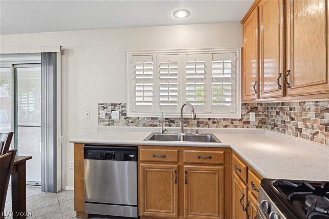 11135 Verismo Street