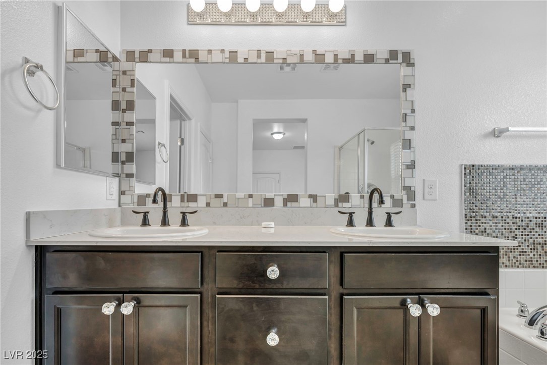 7877 Saber Tooth Street
