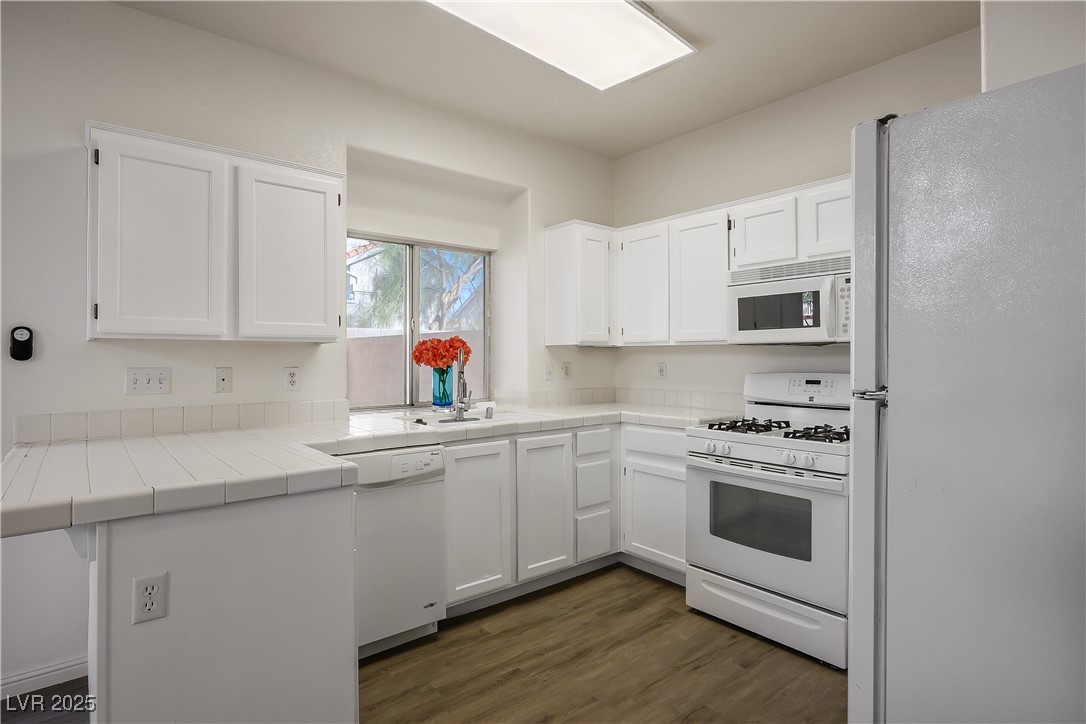 5212 Shasta Lake Way