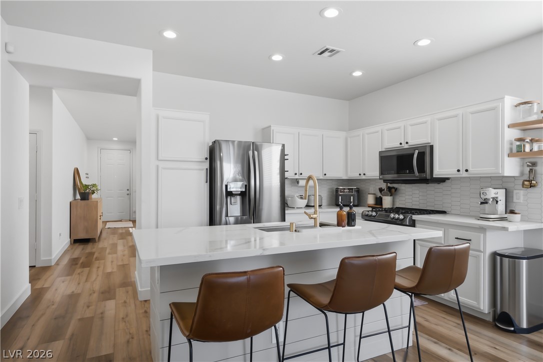 9490 Veterans Court