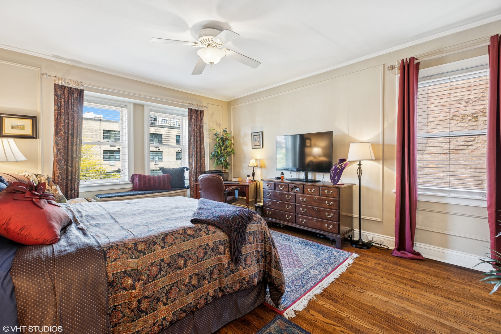 431 W Oakdale Avenue Unit: 3A