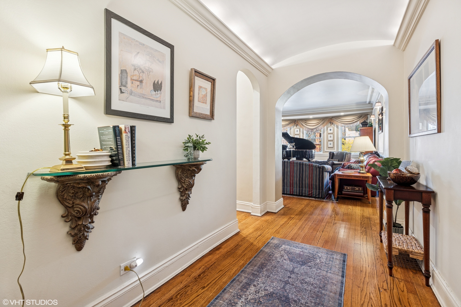 431 W Oakdale Avenue Unit: 3A