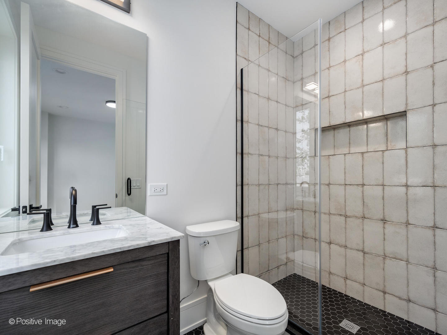 1916 N Hermitage Avenue