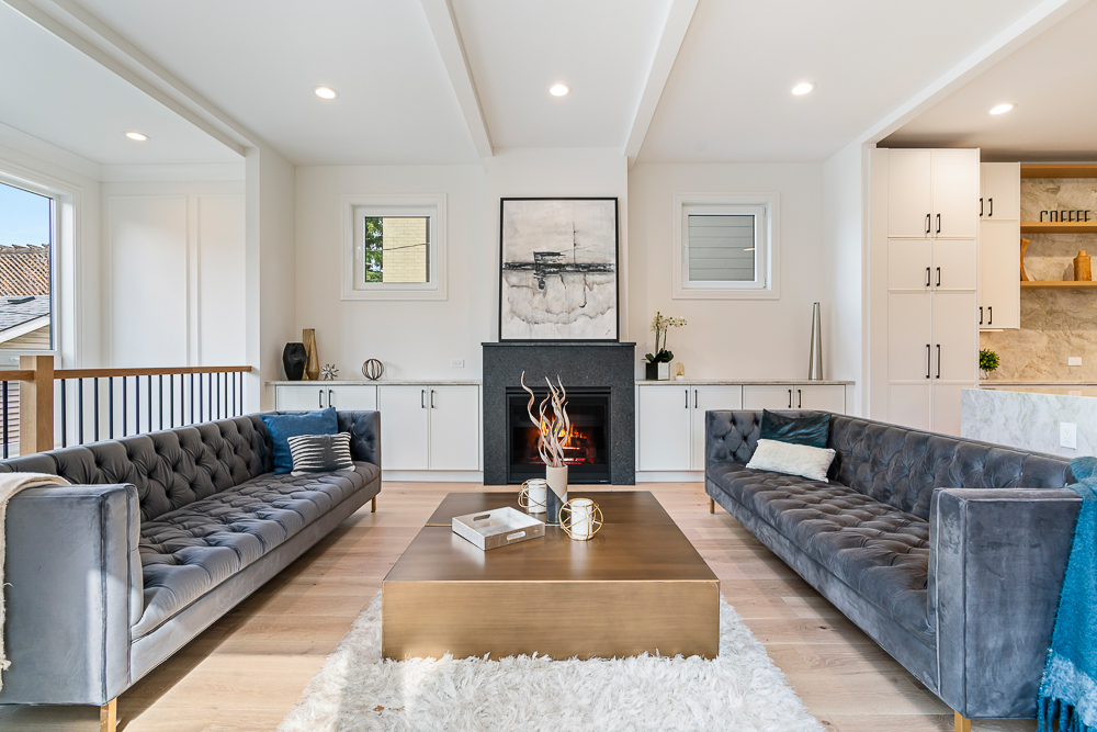 1916 N Hermitage Avenue