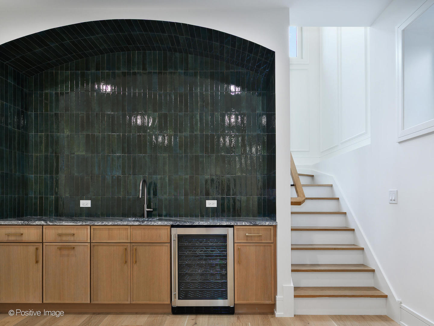 1916 N Hermitage Avenue