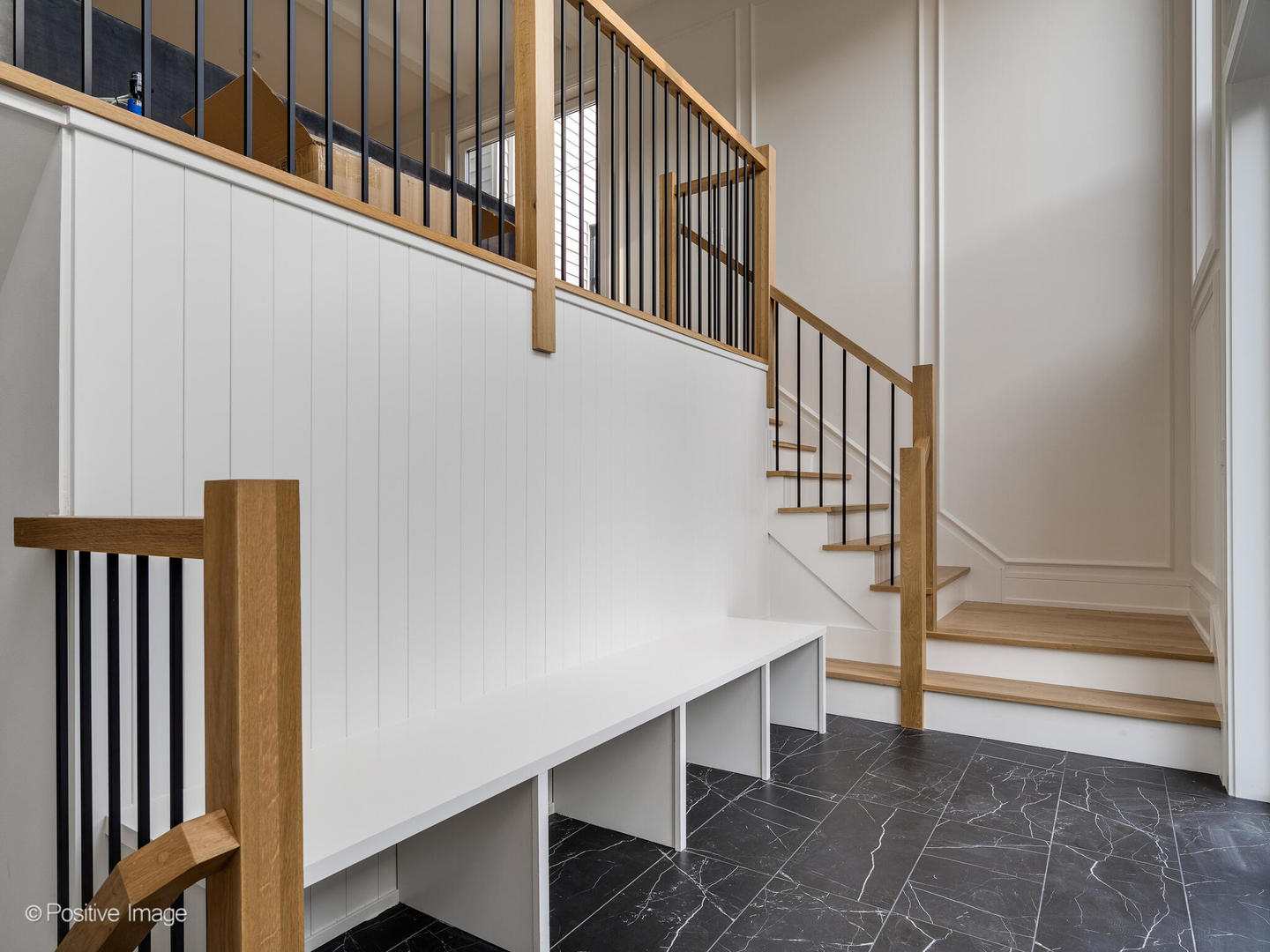 1916 N Hermitage Avenue