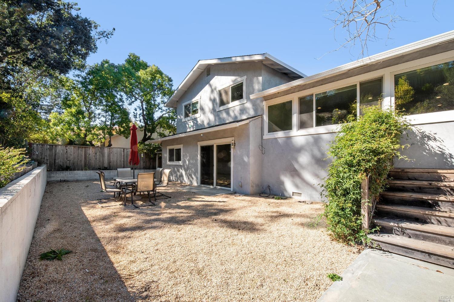 1902 Las Gallinas Avenue