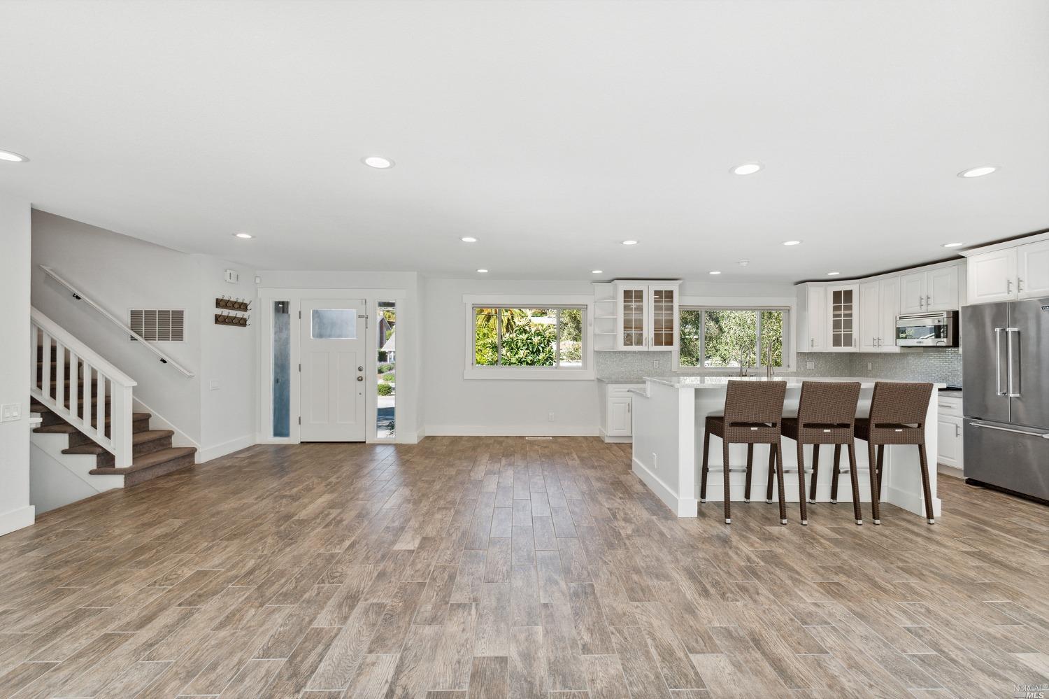 1902 Las Gallinas Avenue