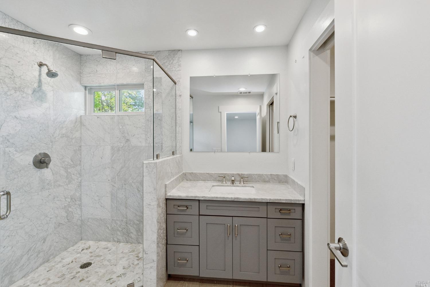 1902 Las Gallinas Avenue