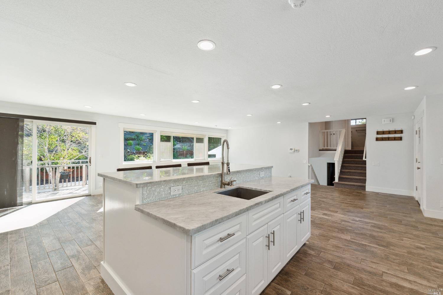 1902 Las Gallinas Avenue