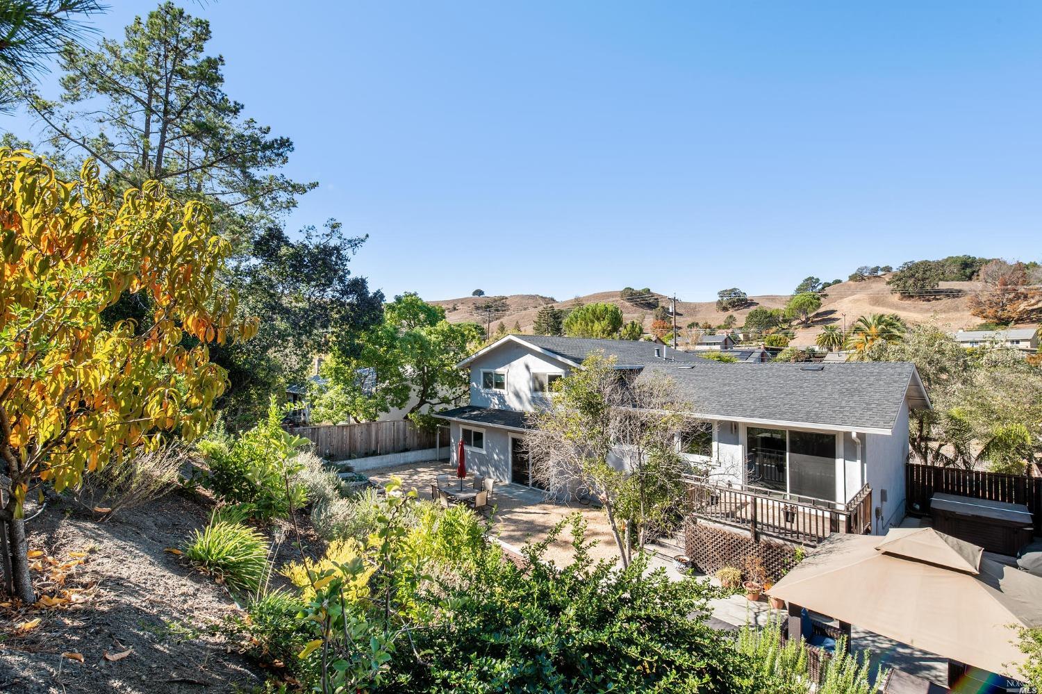 1902 Las Gallinas Avenue