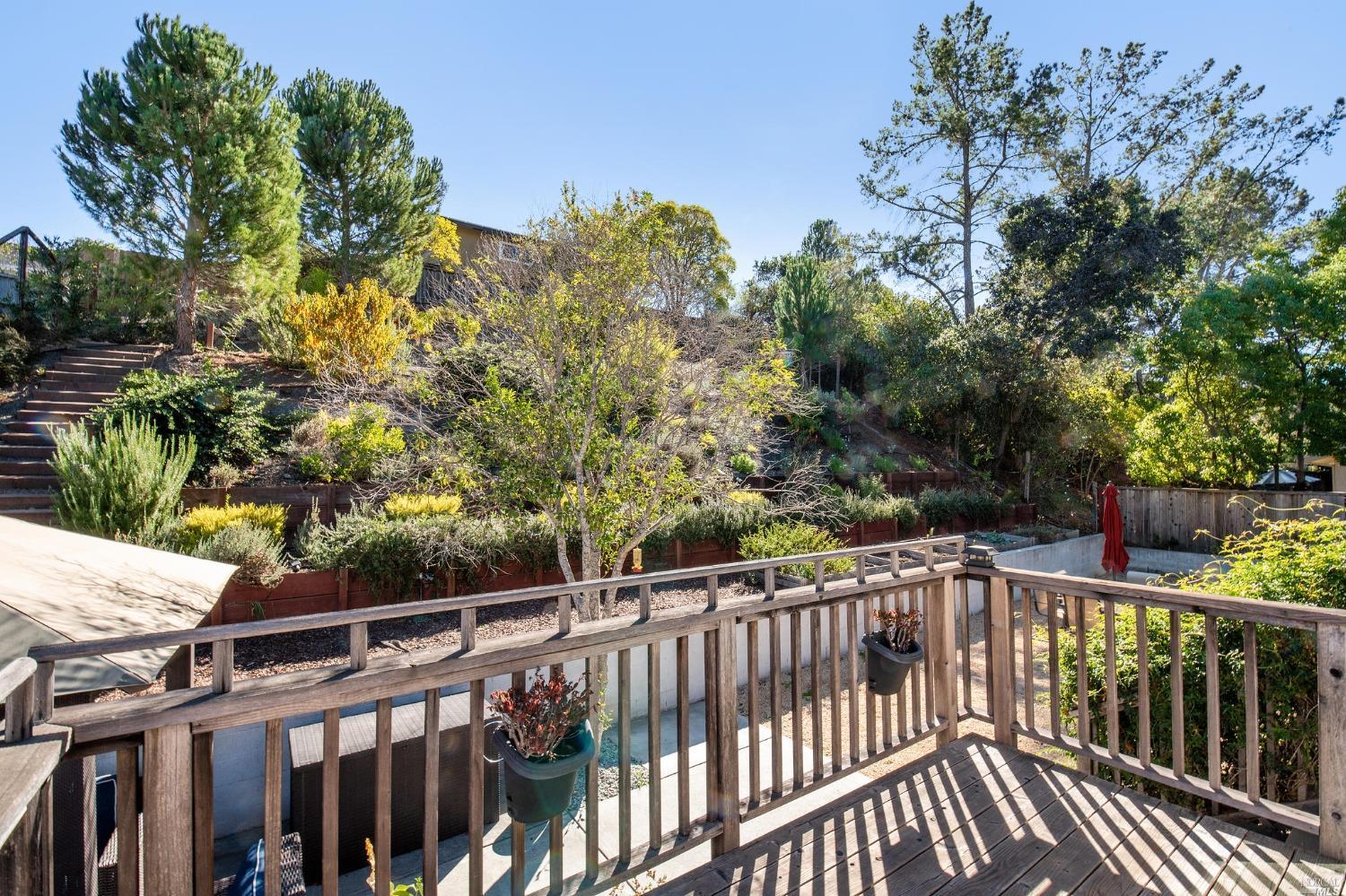 1902 Las Gallinas Avenue