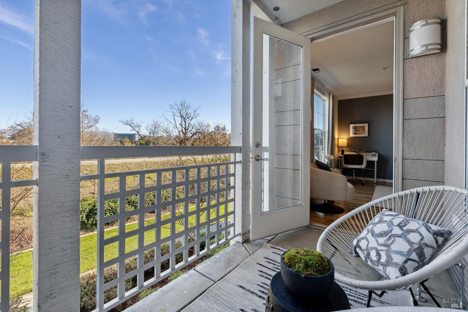 3901 Lick Mill Boulevard Unit: 212