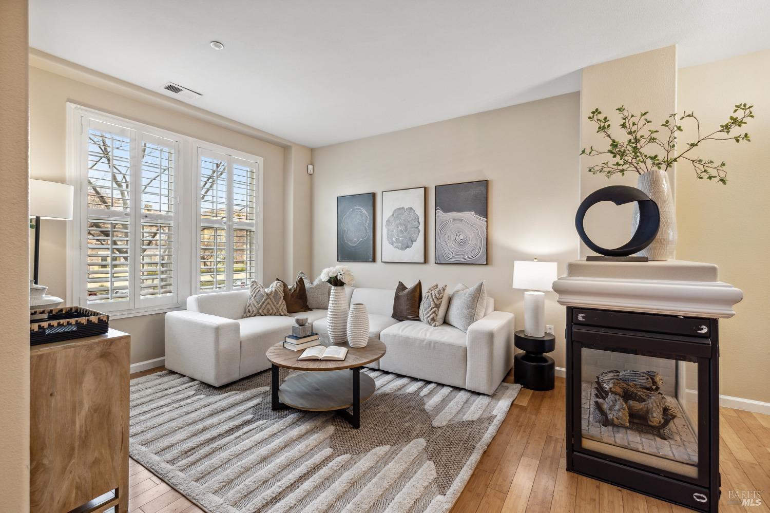 3724 Central Parkway