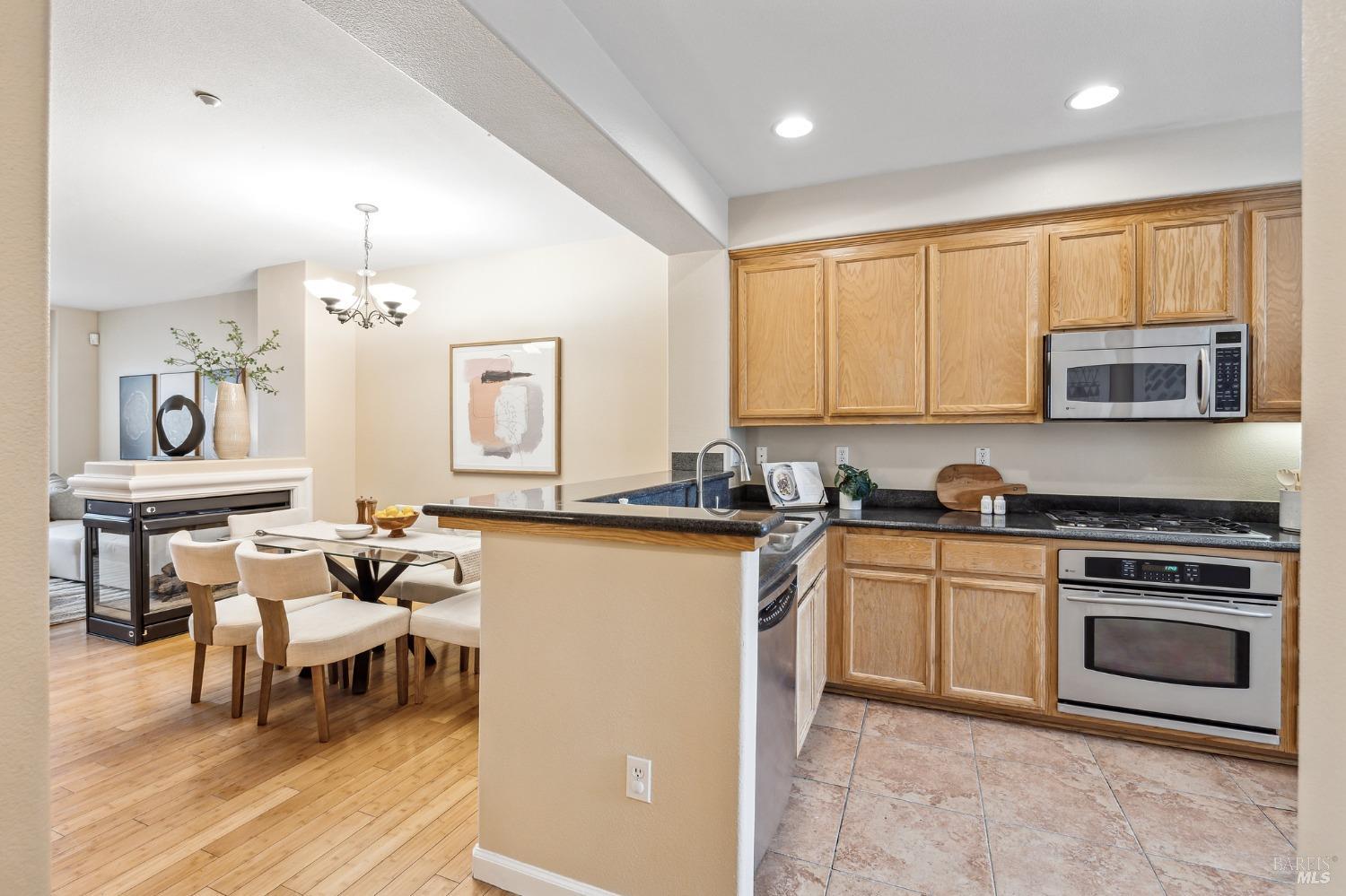 3724 Central Parkway