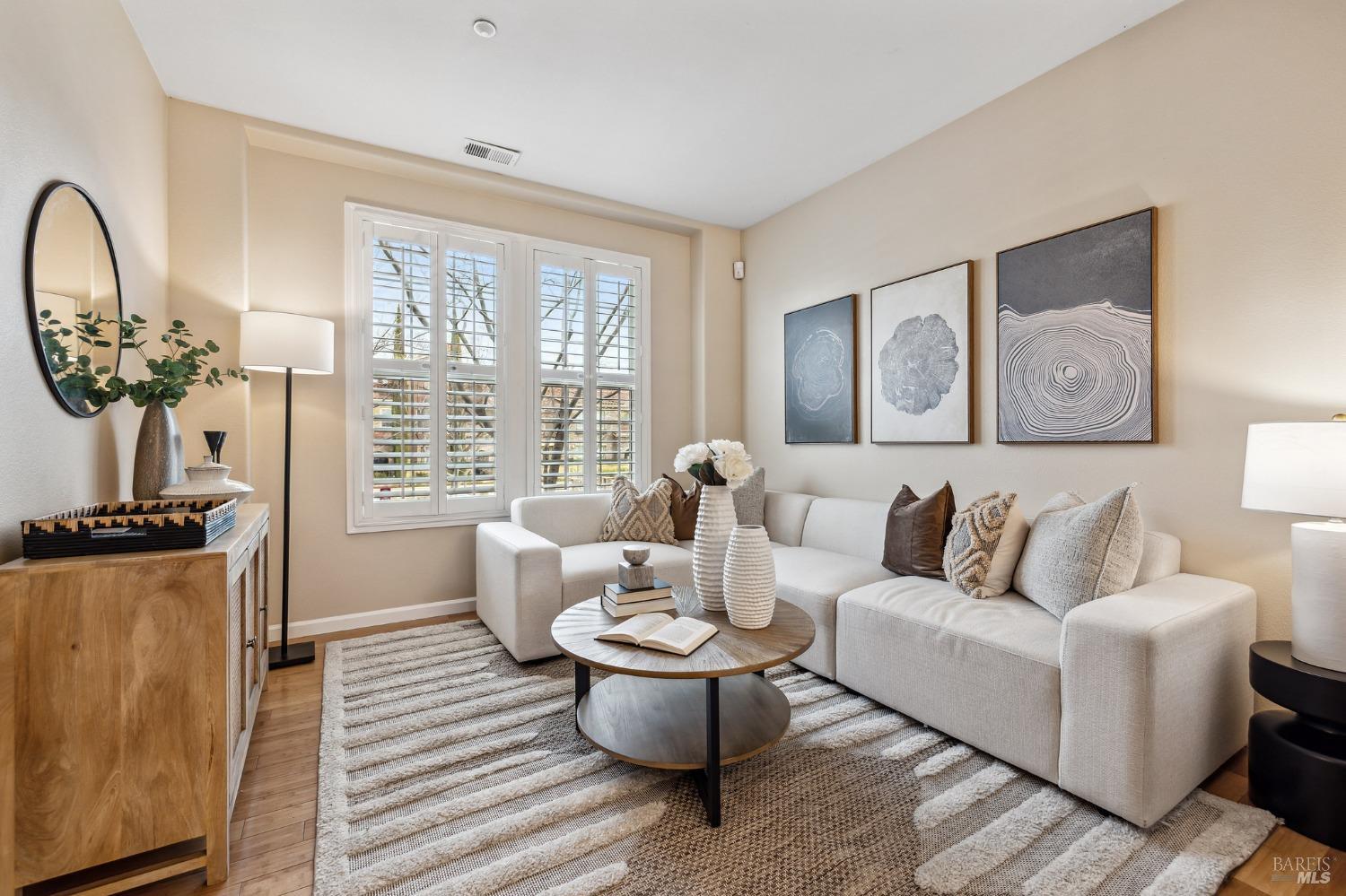 3724 Central Parkway