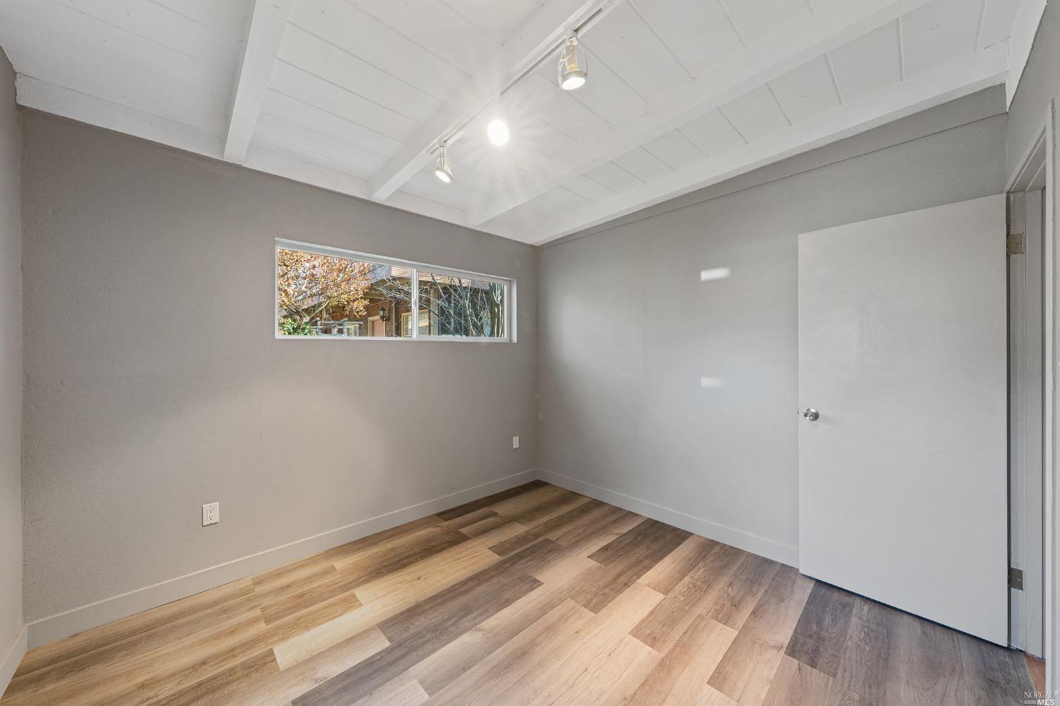 37 Valley Road Unit: A