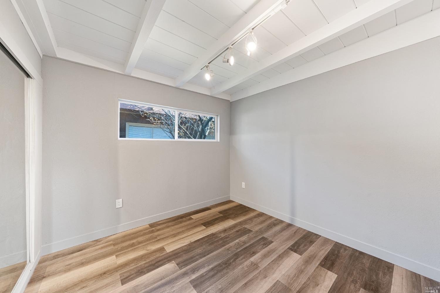 37 Valley Road Unit: A