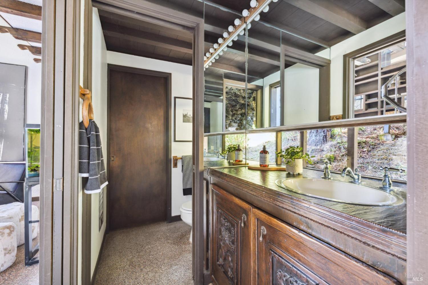 5675 Lucas Valley Rd