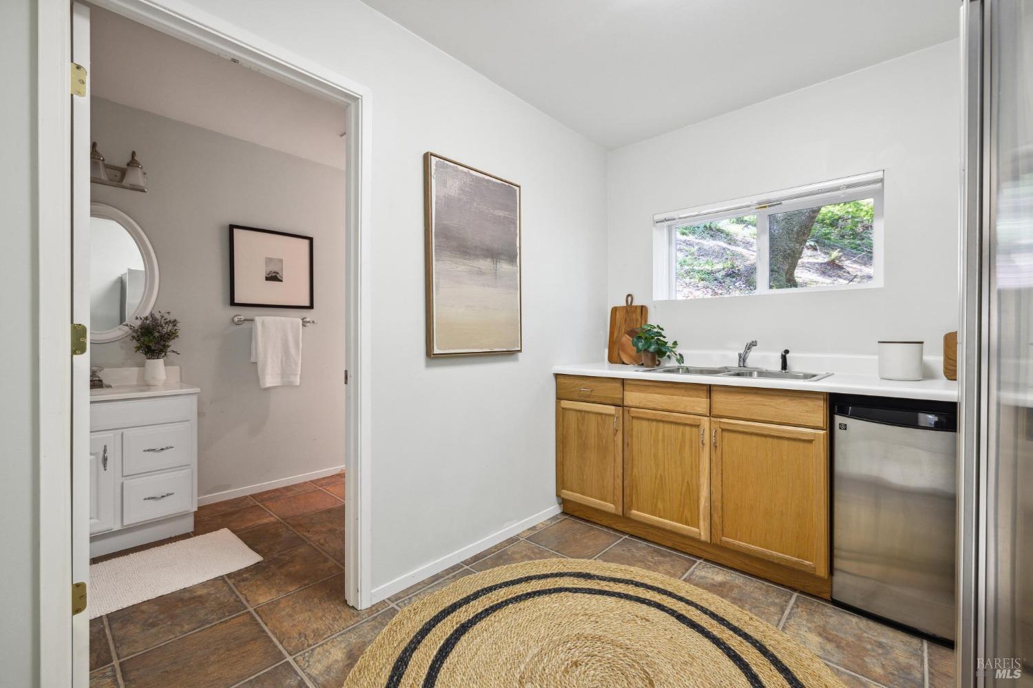 5675 Lucas Valley Rd