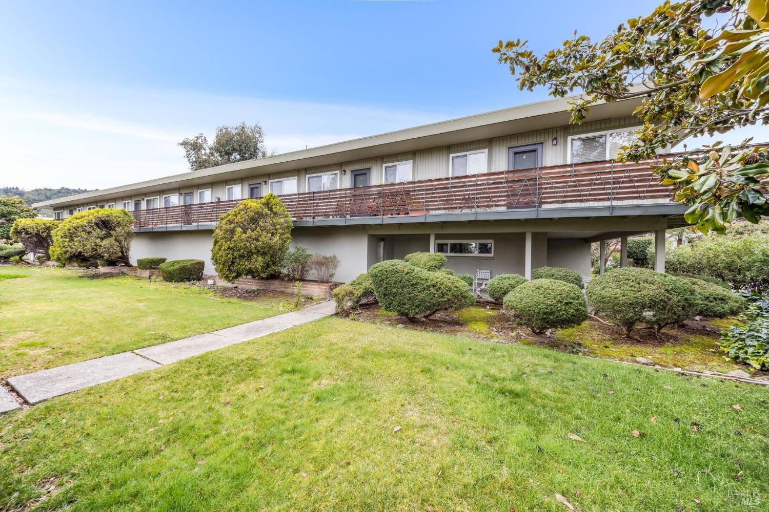 83 Pixley Ave 1 Corte Madera Ca 94925 325011653