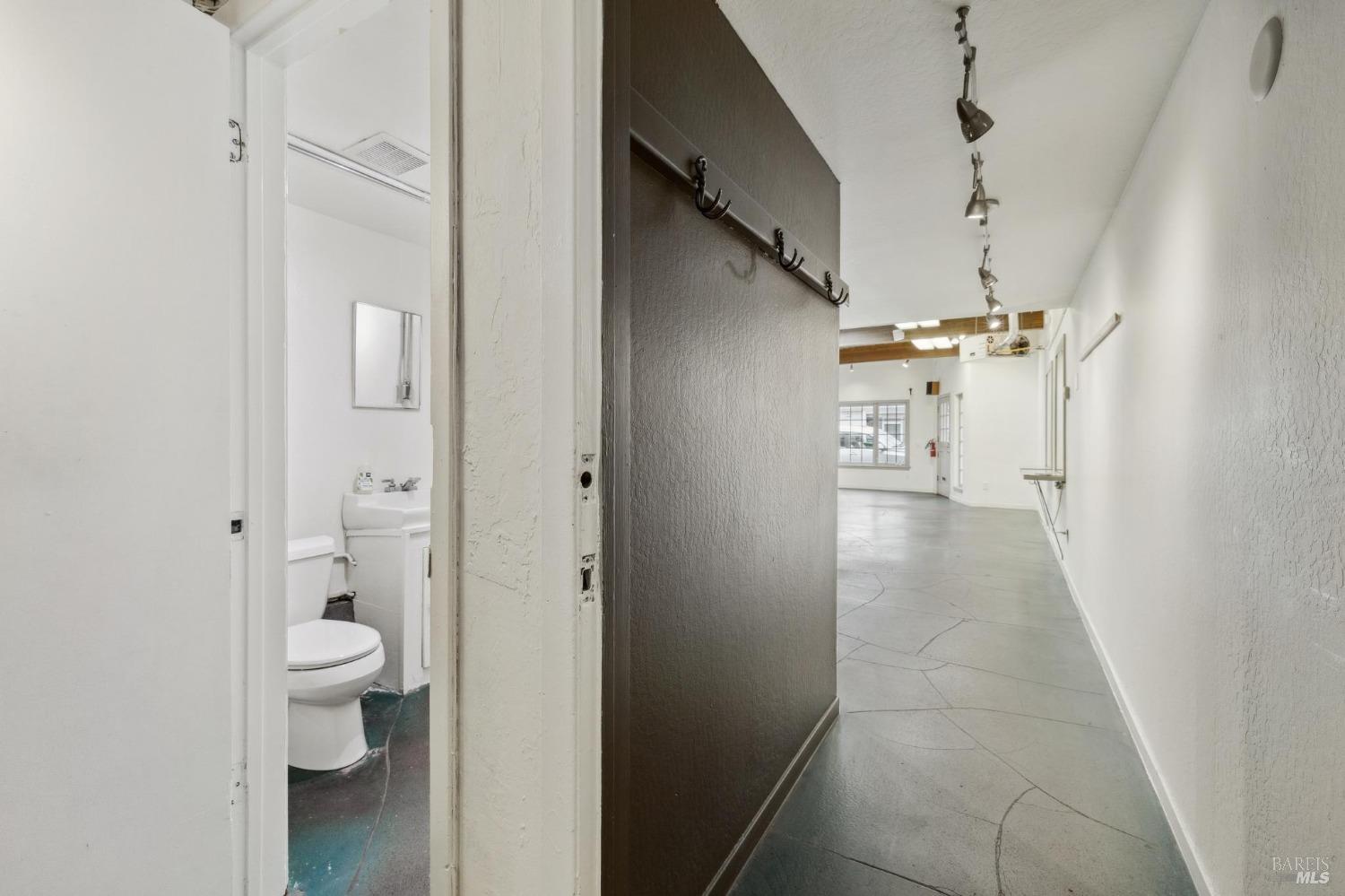 1001 Magnolia Ave #B