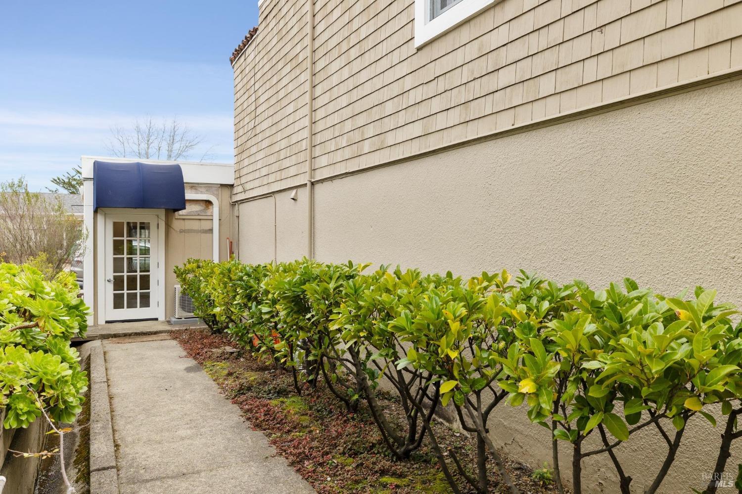 1001 Magnolia Ave #B