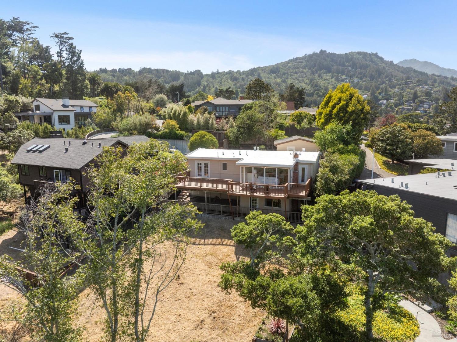 488 Chapman Dr