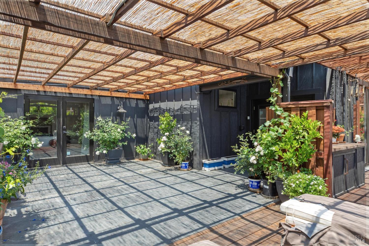307 Bodega Ave #307