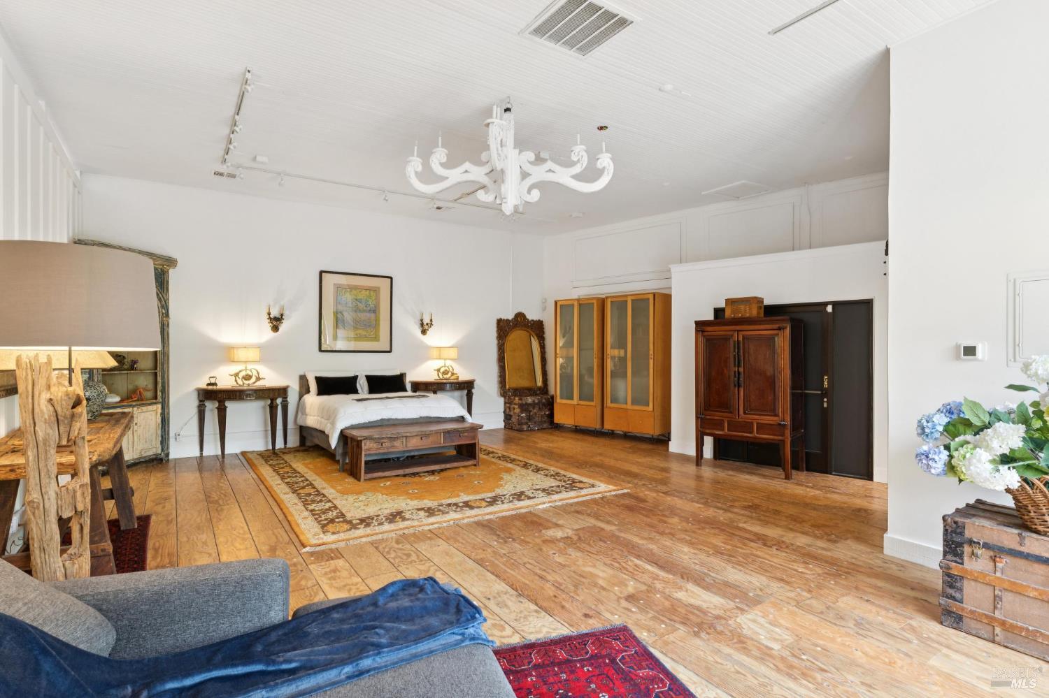 307 Bodega Ave #307