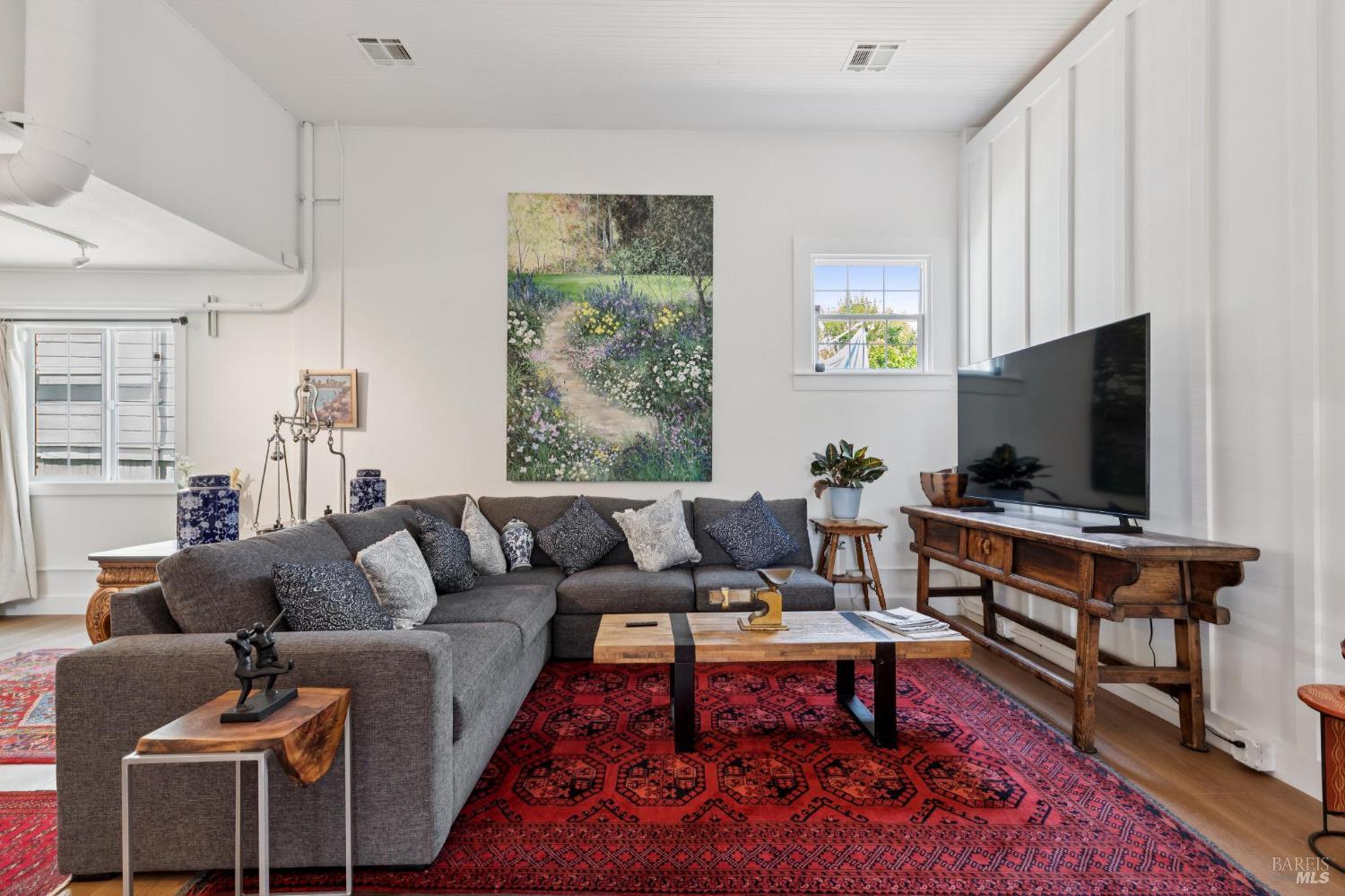 307 Bodega Ave #307