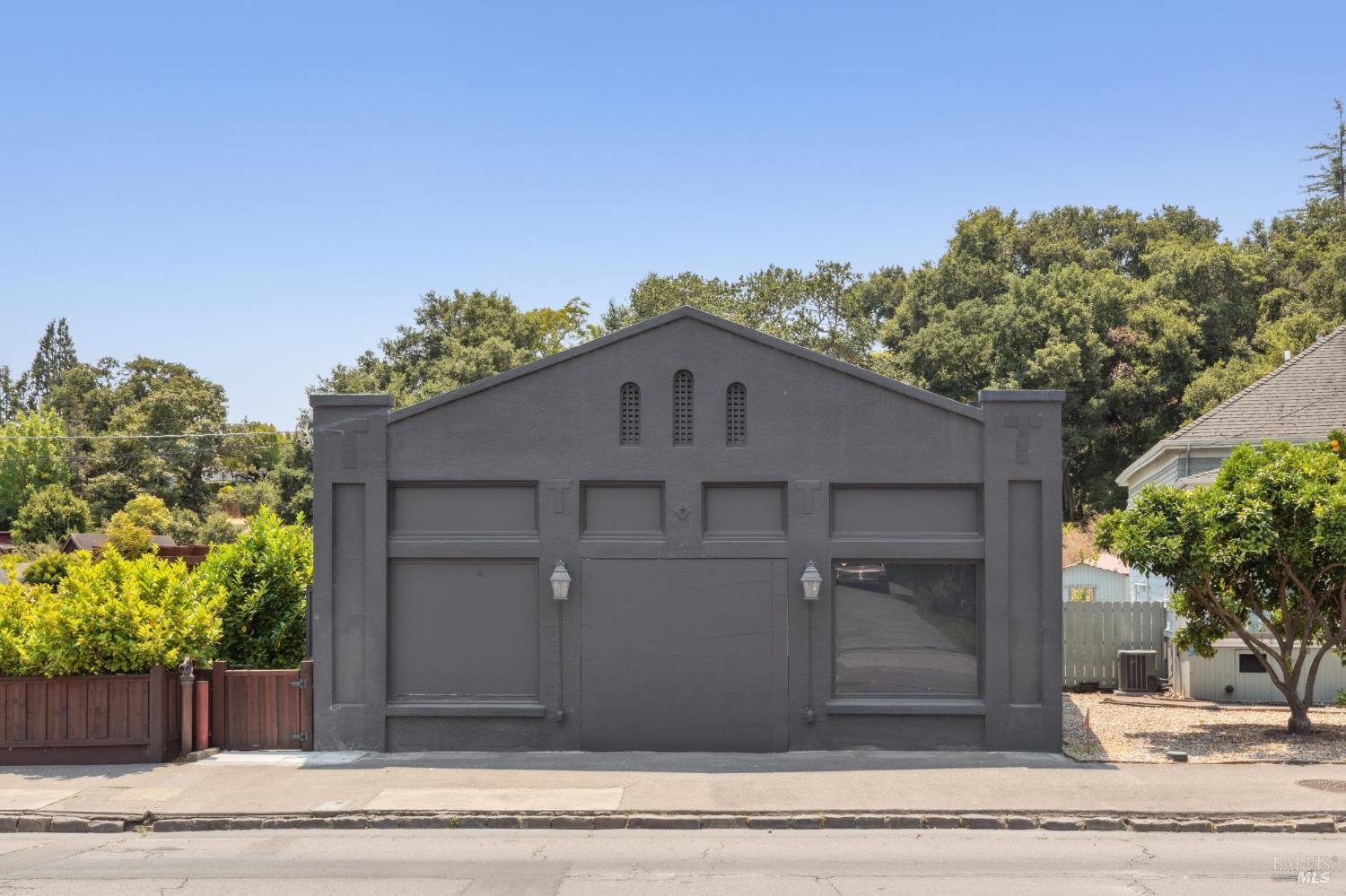 307 Bodega Ave #307