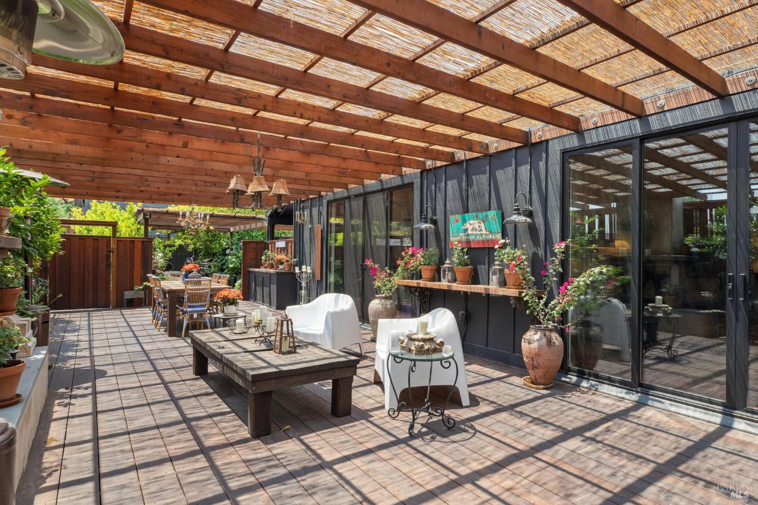 307 Bodega Ave #307
