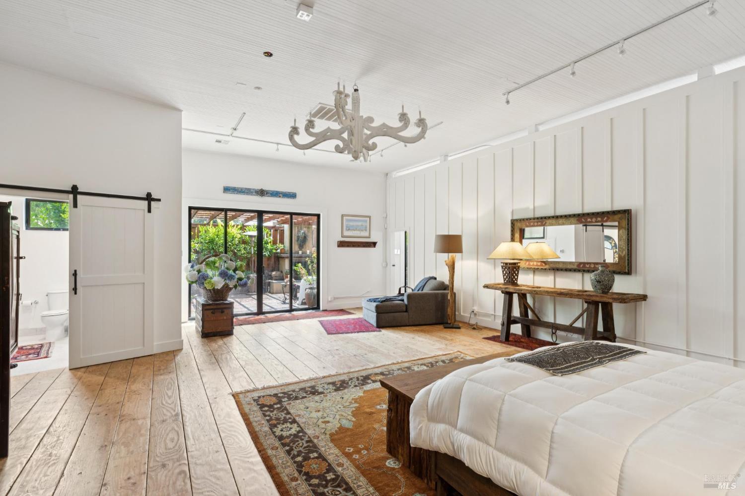 307 Bodega Ave #307