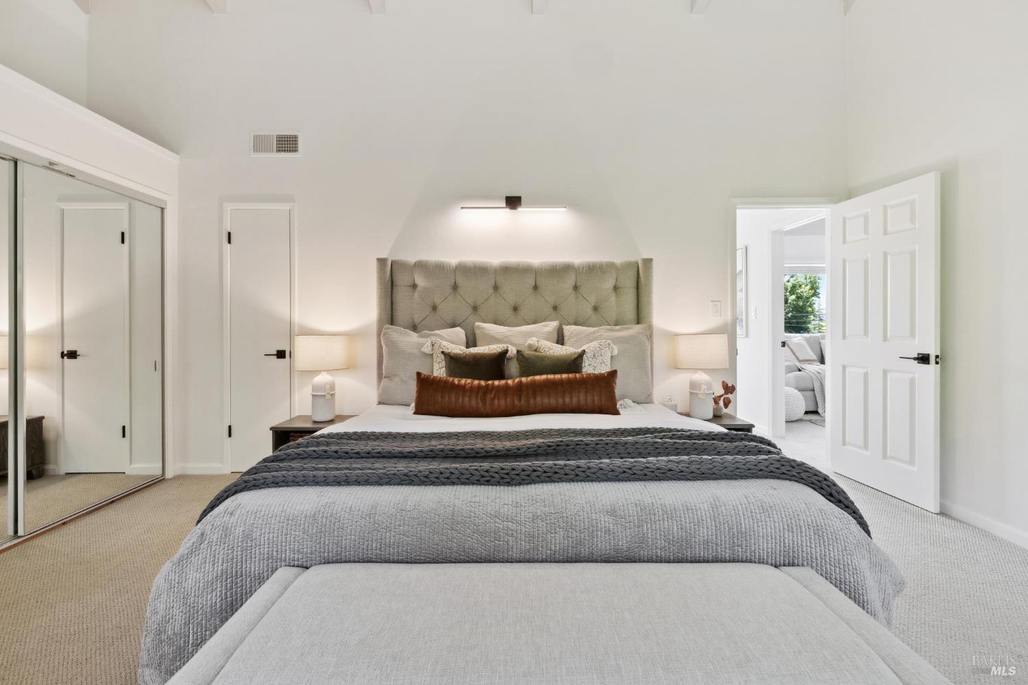 2647 Heatherstone Dr