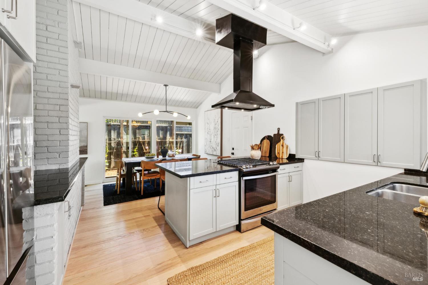 2647 Heatherstone Dr